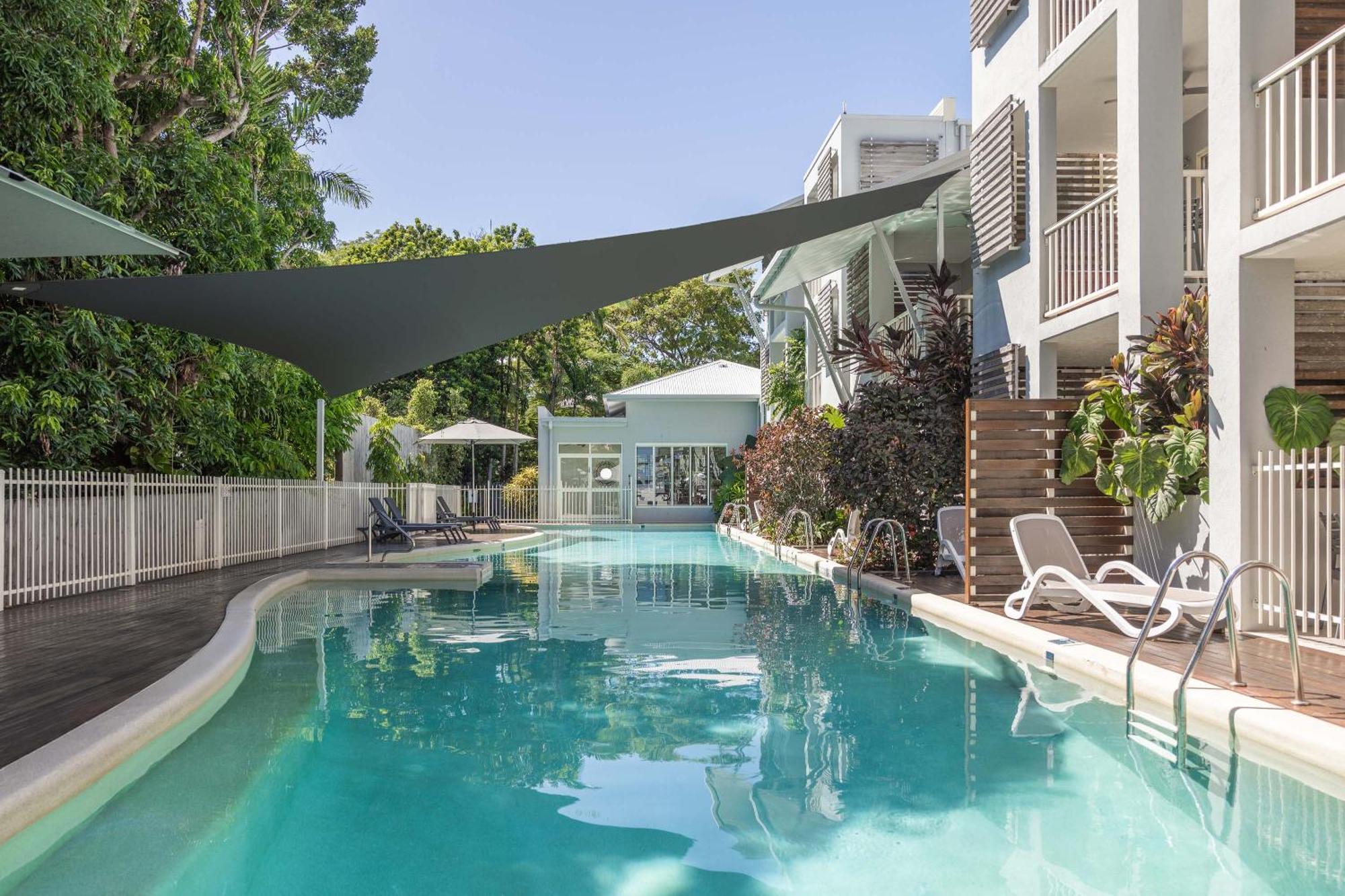 Mantra Aqueous on Port Port Douglas Exterior foto