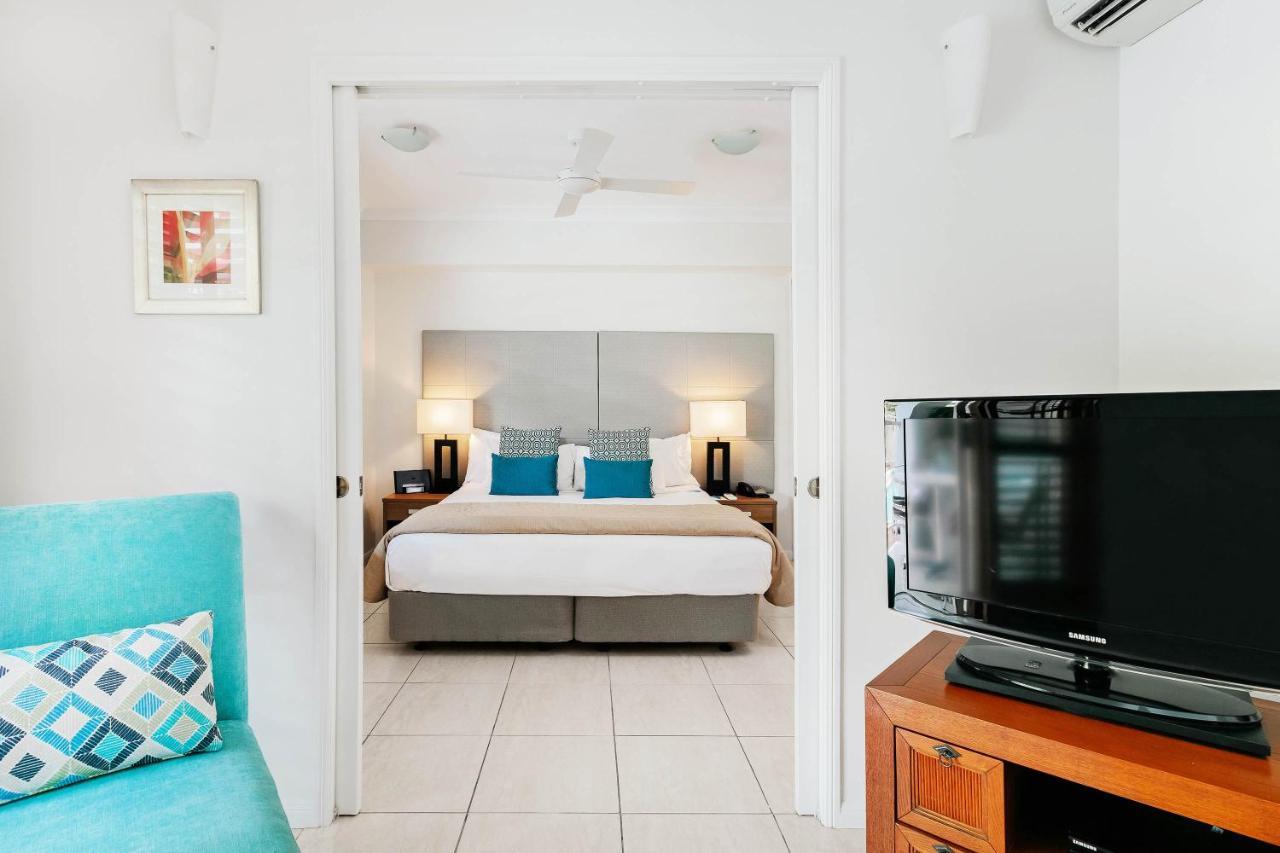 Mantra Aqueous on Port Port Douglas Exterior foto