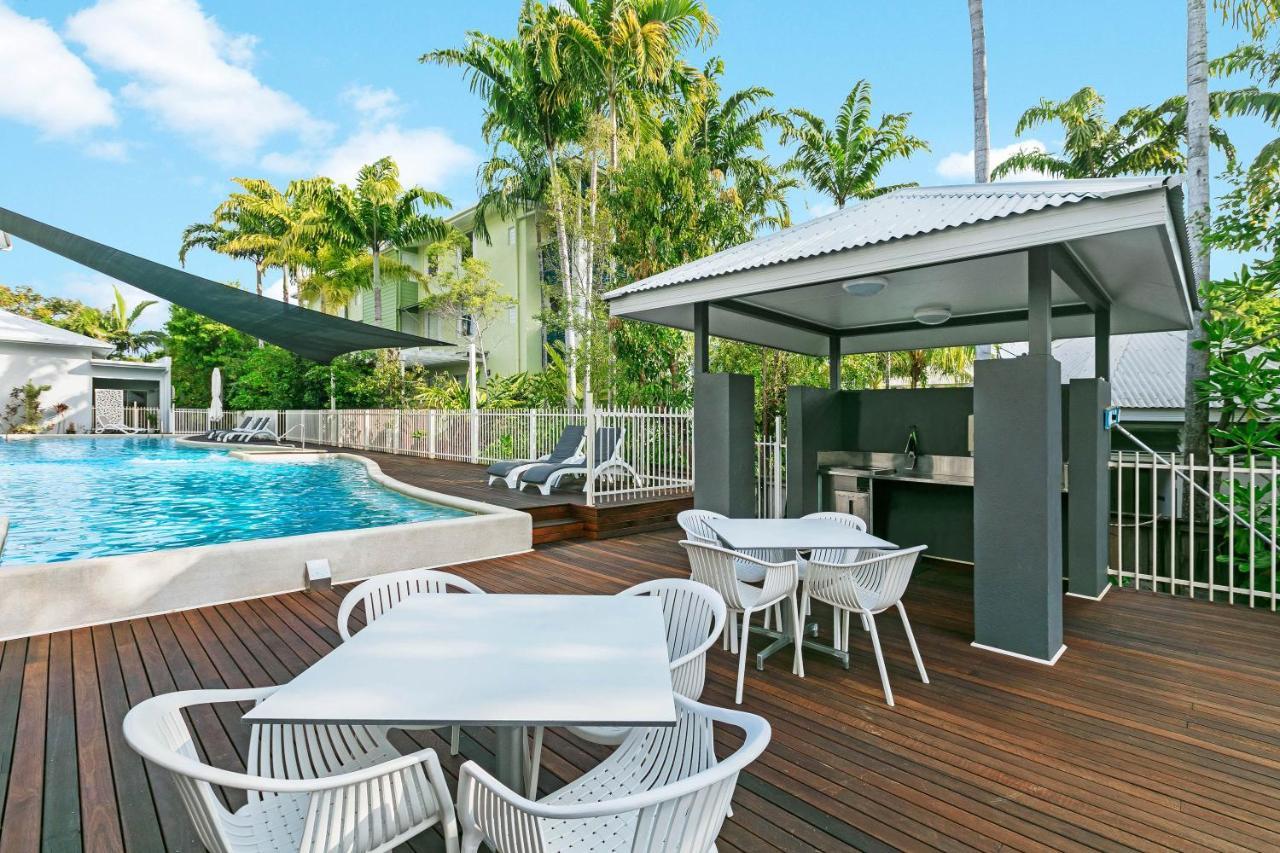 Mantra Aqueous on Port Port Douglas Exterior foto